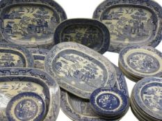 BLUE & WHITE WILLOW PATTERN DRESSER SET - 35 pieces to include five 39 x 31cm meat platters plus