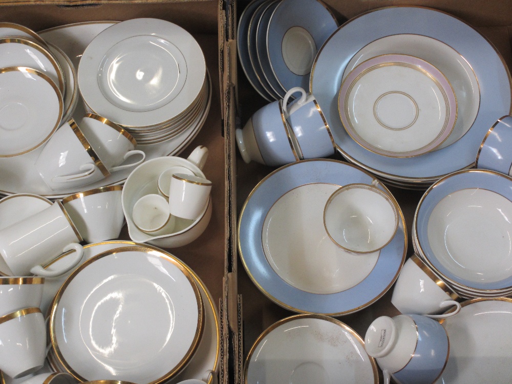 DOULTON, WEDGWOOD & OTHER GILT BANDED TEA & DINNERWARE - mainly white, some with blue banding,