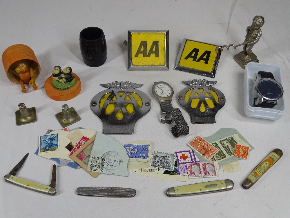 MIXED COLLECTABLES GROUP - vintage AA car badges x 4, pocketknives x 4, gent's Sekonda - Image 2 of 2