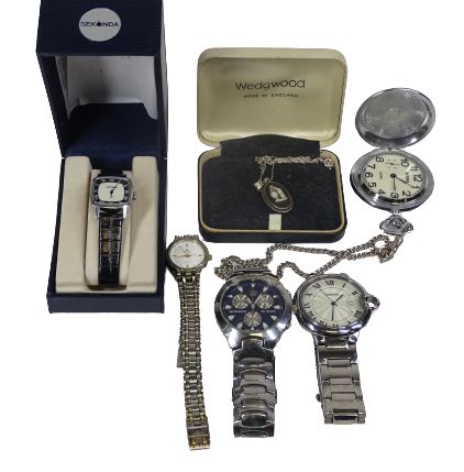 VINTAGE & LATER POCKET & WRISTWATCHES with a Wedgwood silver mounted pendant necklace, the chrome