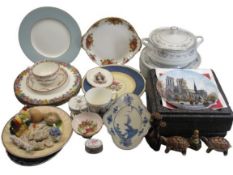 BOXED & OTHER DECORATIVE WALL PLATES, Japanese dinner ware, Wade tortoise ornaments and other