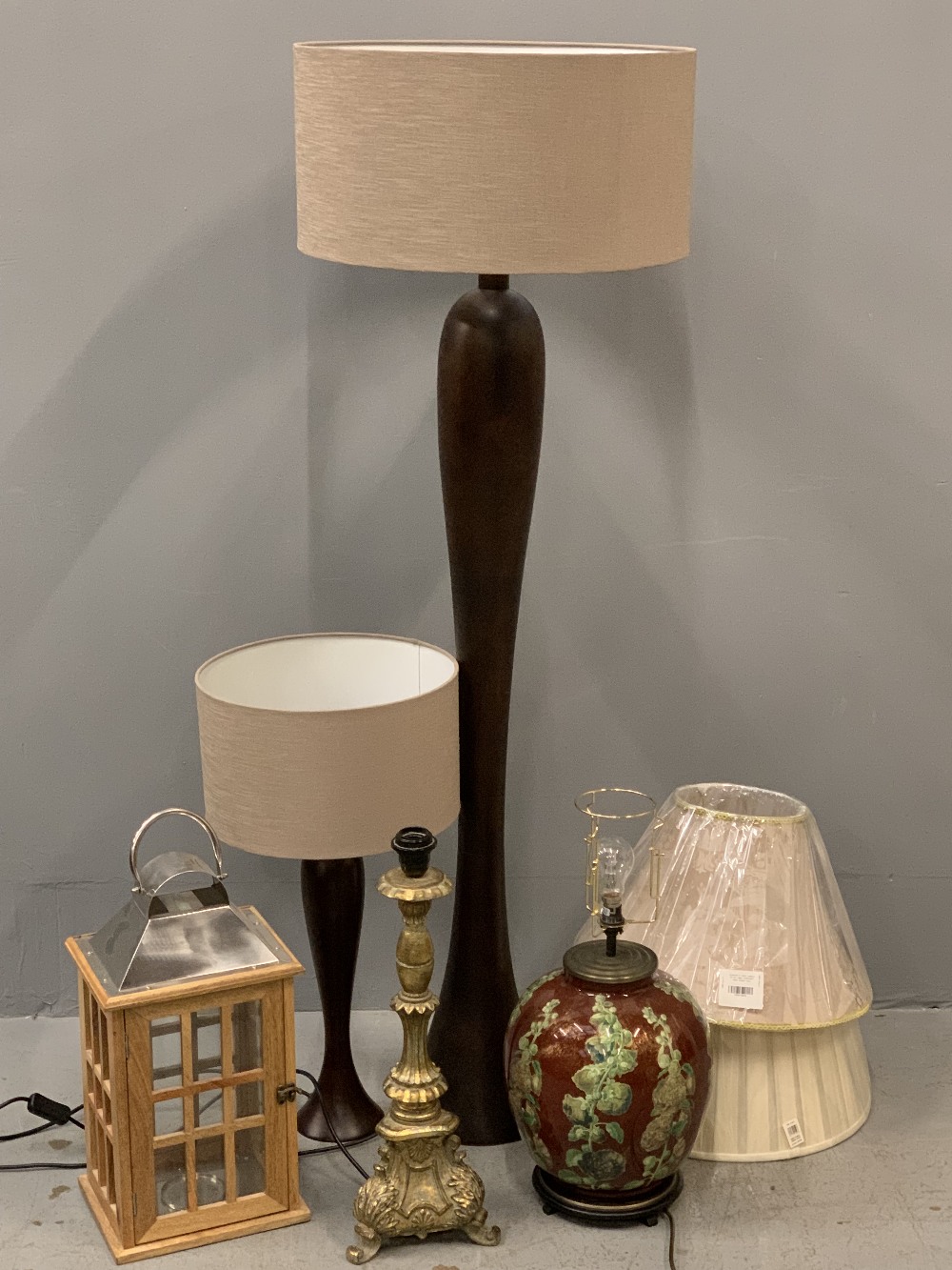 MODERN FURNISHING STANDARD LAMP with a matching table lamp, a reproduction Chinese glass table lamp, - Image 2 of 2