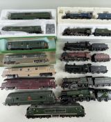 EIGHT UNBOXED 00 GAUGE STEAM LOCOMOTIVES, including Hornby, 6007 'King William III', 4079 'Pendennis