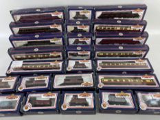 ASSORTED BACHMANN BRANCH-LINE 00 GAUGE CARRIAGES & ROLLING STOCK, red/white/blue boxes (26)