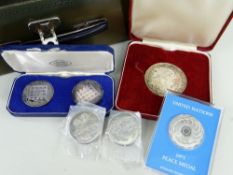 ASSORTED COLLECTABLE COINS comprising boxed John Pinches commemorative sterling silver medal of