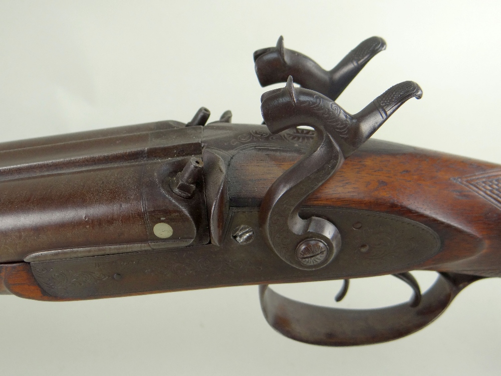 DOUBLE-BARELLED PERCUSSION SPORTING GUN, 18mm calibre, ramrod, mid-19th Century, by W. Roberts & Co, - Image 6 of 28