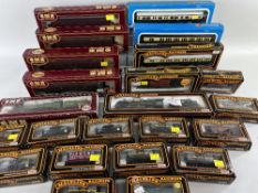 ASSORTED 00 GAUGE TRAIN MODELS, including Palitoy Mainline 4-6-0 Royal Scot loco & 19 wagons, Airfix