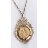 VICTORIAN GOLD SOVEREIGN PENDANT, 1895, old head, in 9ct gold pierced mount, on 9ct gold fine chain,