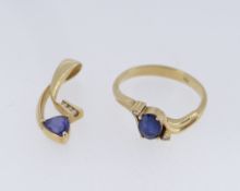 YELLOW GOLD JEWELLERY comprising sapphire and diamond chip ring, ring size L, together with sapphire