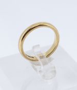 22CT GOLD WEDDING BAND, ring size K-L, 4.2g