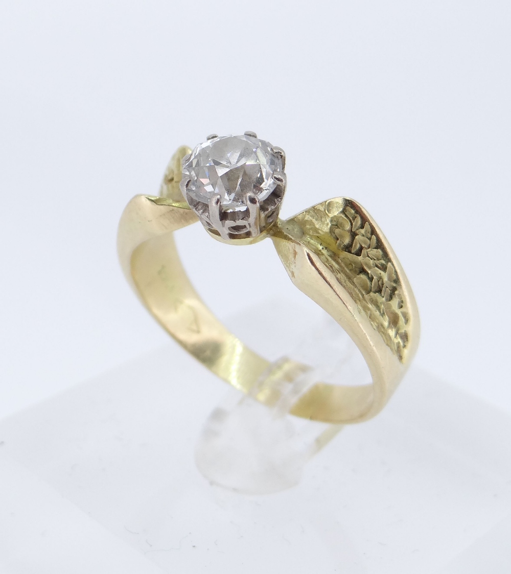 18CT GOLD SOLITAIRE DIAMOND RING - Image 11 of 12