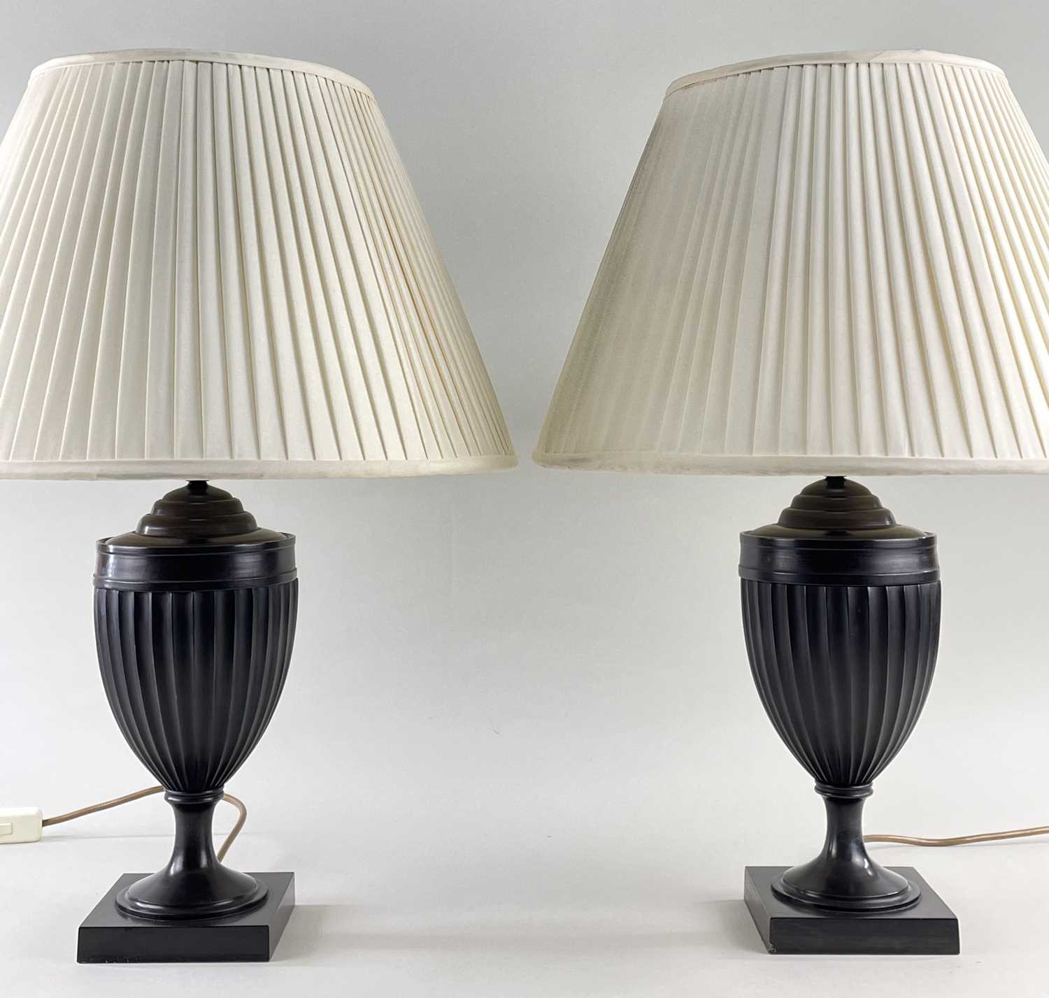 PAIR MODERN BRONZE URN TABLE LAMPS, possibly by Kullman (Holland), classical fluted form, on
