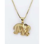 18CT GOLD BOX-LINK NECKLACE with elephant pendant, 9grms