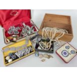 ASSORTED COSTUME & DRESS JEWELLERY comprising marcasite jewellery, bar brooches, beads, silver