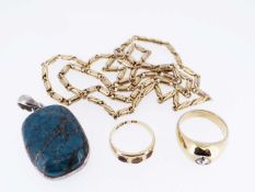 ASSORTED JEWELLERY comprising 18ct gold gem set ring (one missing), 4.0gms, yellow metal ring set