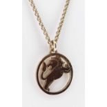 9CT GOLD NECKLACE WITH LION CHARM PENDANT, 8.5grms