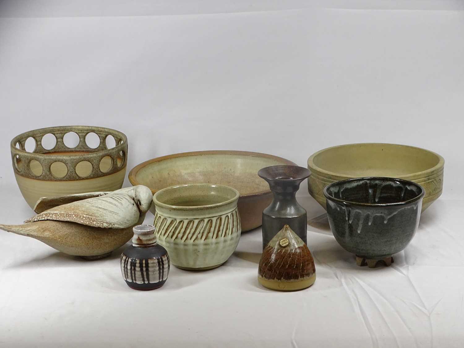 STUDIO POTTERY STONEWARE BOWLS, vases and an ornamental bird figurine