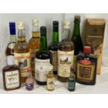 ALCOHOL - 12 bottles including miniatures, Old Redwood Finest Canadian Rye, Three Barrels French