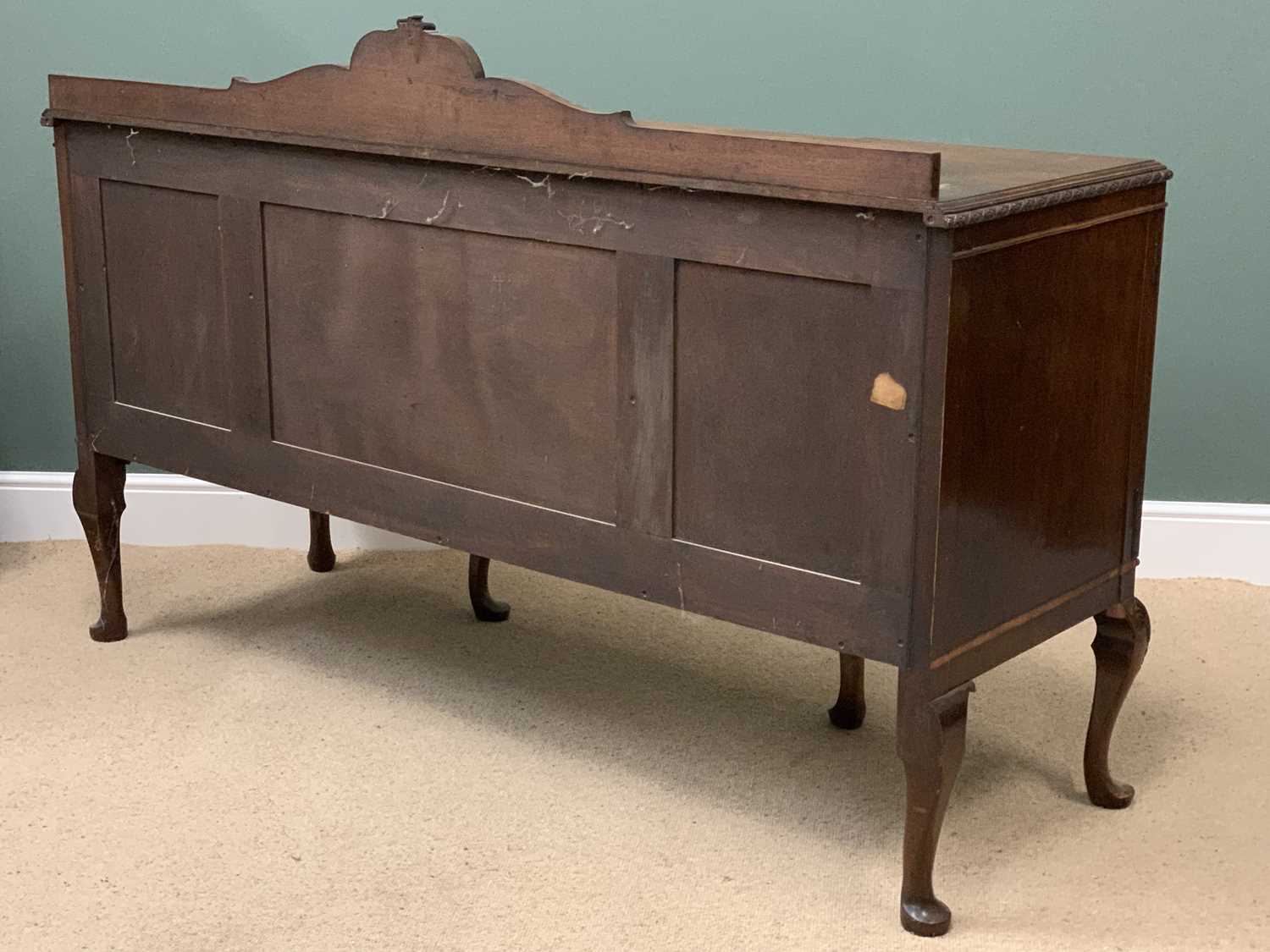 BURR WALNUT BREAKFRONT RAILBACK SIDEBOARD in the Queen Anne style having three central drawers - Image 5 of 5