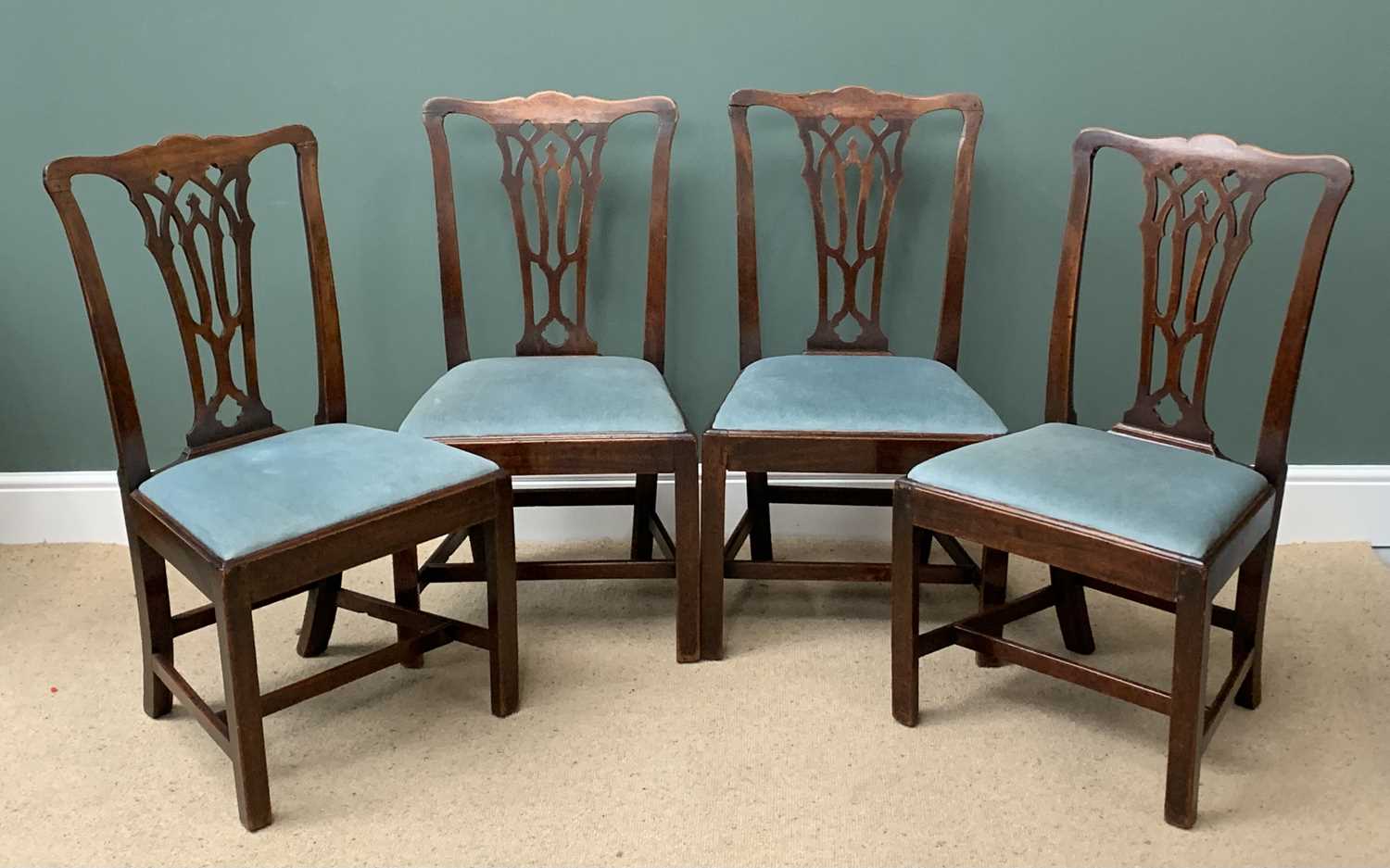 MAHOGANY EXTENDING DINING TABLE, twin pedestal, 76cms H, 183cms W, 91cms D and a set of four plus - Image 3 of 4