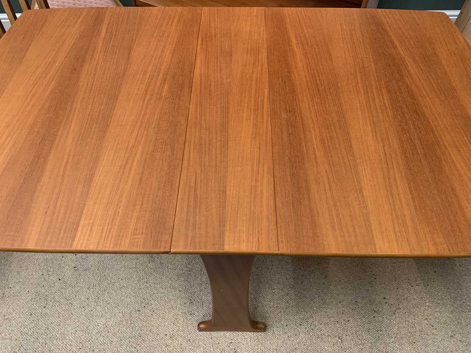 MID-CENTURY FURNITURE ASSORTMENT to include Legate drop leaf dining table, 76cms H, 21cms W, 75cms D - Image 3 of 4