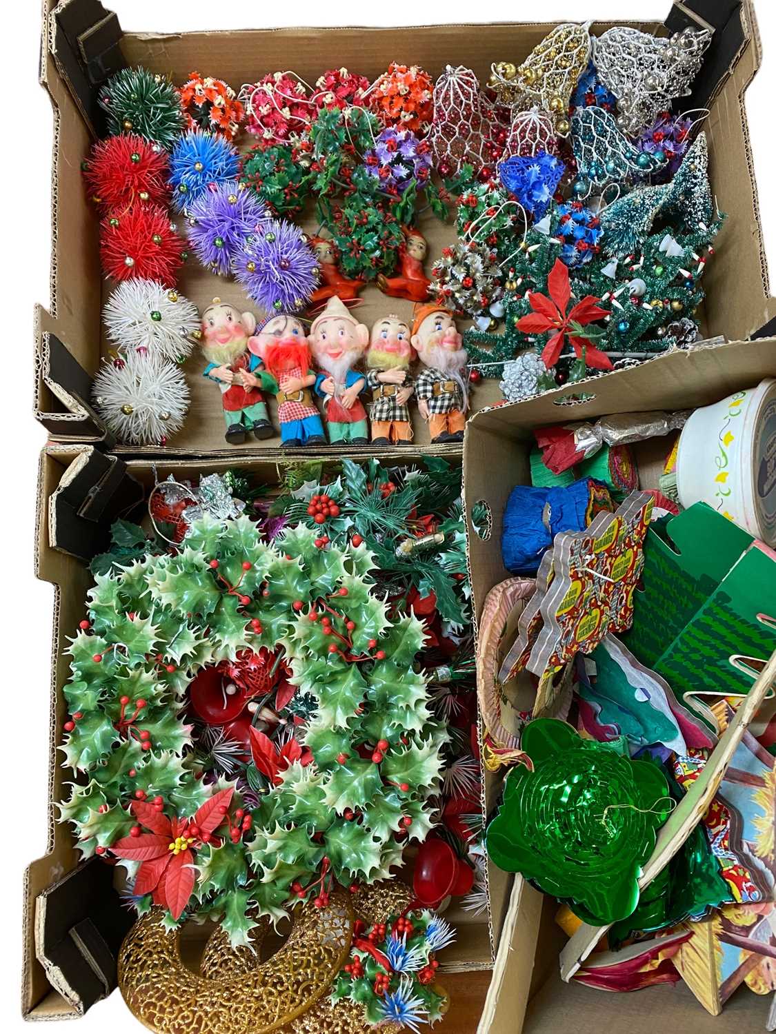 VINTAGE CHRISTMAS DECORATIONS - mid-century honeycomb paper decorations and streamers, figures to