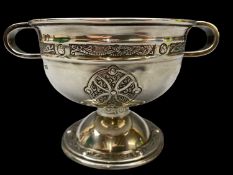 DUBLIN SILVER 1946 REPLICA OF THE SAM MAGUIRE CUP maker Hopkins & Hopkins - 11cms H, handle to