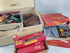 ASSORTED TRI-ANG & HORNBY 'OO' GAUGE TRAINS, WAGONS, PLATFORM SETS ETC., including boxed Hornby 2229