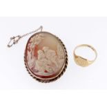 9CT GOLD SIGNET RING & 9CT GOLD FRAMED CAMEO, ring 5g, cameo carved with pair of lovers, 4.6 x 3.7cm