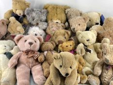 LARGE COLLECTION ASSORTED MODERN TEDDY BEARS (35)