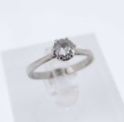 18CT WHITE GOLD DIAMOND SOLITAIRE RING, the illusion set single stone measuring 0.4cts approx., ring