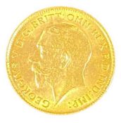 GEORGE V GOLD HALF SOVEREIGN - dated 1915, 4grms