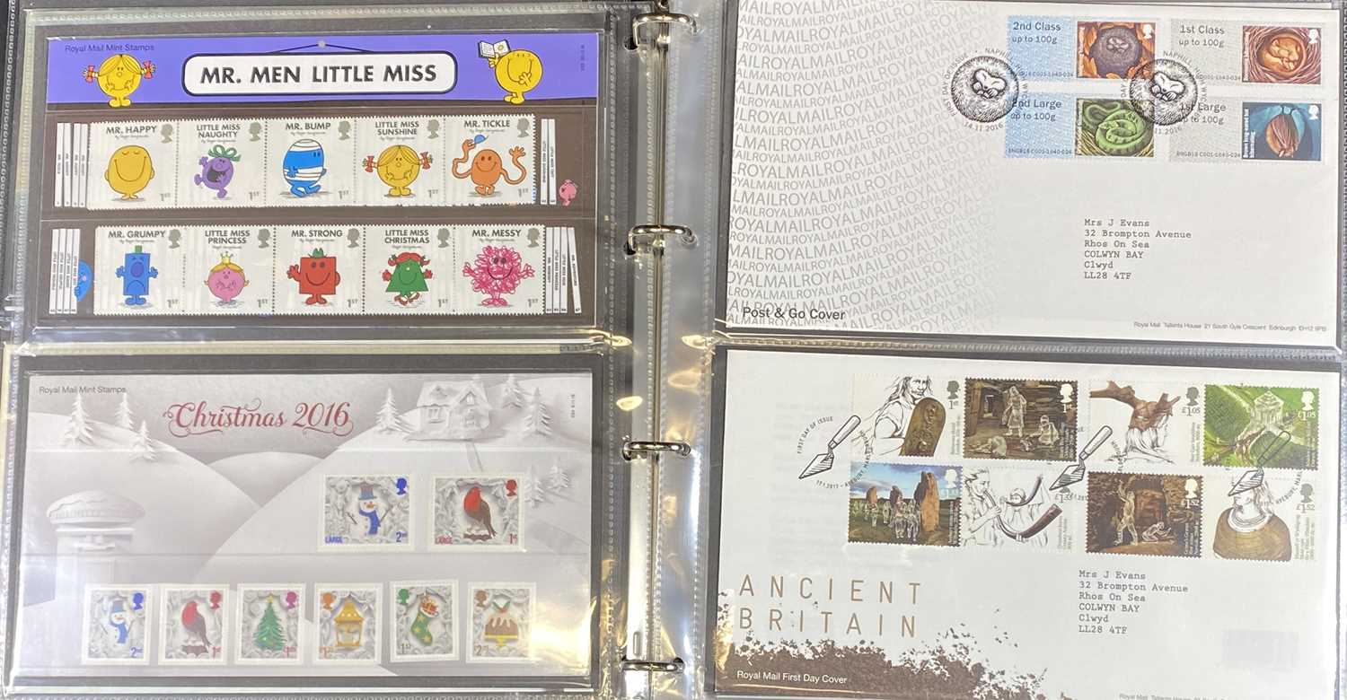 ROYAL MAIL FIRST DAY COVERS in twelve albums (approximately 500 plus in total) - PLEASE NOTE: - Image 16 of 20