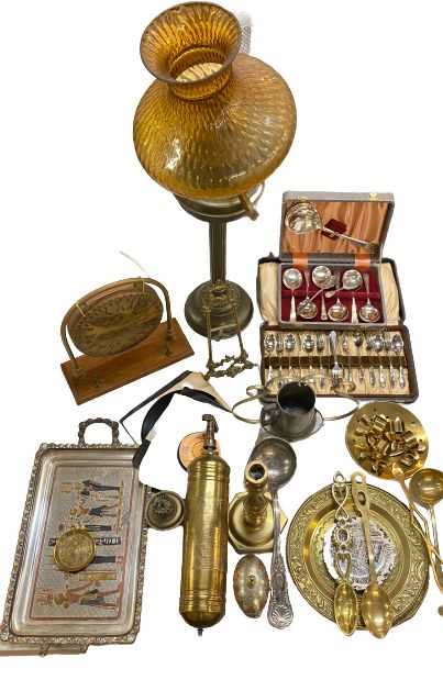 OIL LAMP, brass reeded column with an amber shade, assorted brassware including chestnut roaster,