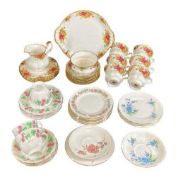 ROYAL ALBERT TEAWARE - Old Country Roses, 21 pieces, a small quantity of Belinda, Forget Me Not