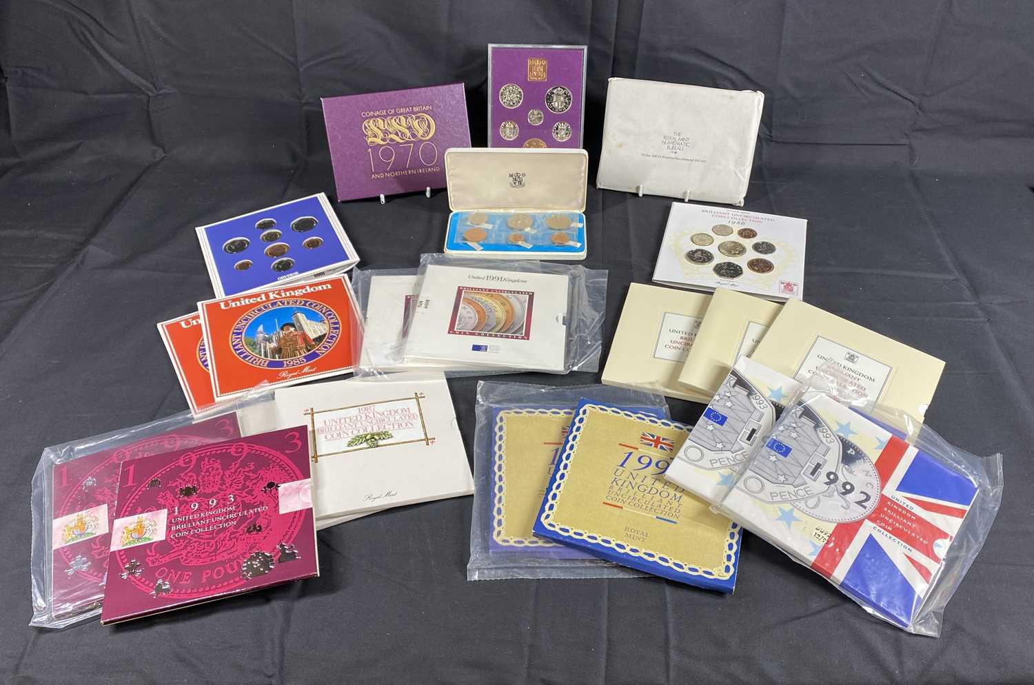 ROYAL MINT BRILLIANT UNCIRCULATED COIN COLLECTION PACKS (21) and a Royal Mint 1971 Isle of Man proof - Image 2 of 2