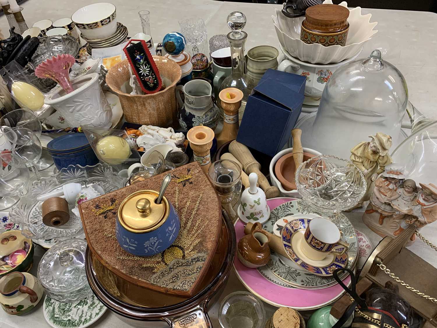 DECORATIVE GLASSWARE, AYNSLEY & OTHER TEAWARE, ornamental figurines and utility ware, a good mixed
