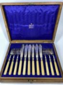 OAK CASED 12 PLACE SET OF FISH KNIVES & FORKS BY MAPPIN & WEBB