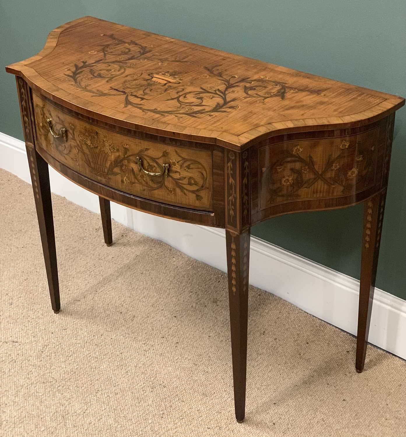 FRENCH SATINWOOD URN & FLORAL INLAID SIDE TABLE having a shaped top and single central drawer on - Image 3 of 5