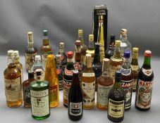 ALCOHOL - vintage and other collection including Austin Nichols Wild Turkey, Irish Mist, Sir