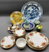 DECORATIVE POTTERY & PORCELAIN GROUP - to include a Coalport Batwing trio, quantity of Royal
