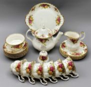 ROYAL ALBERT OLD COUNTRY ROSES TEAWARE - 22 pieces to include teapot and cover, 6 cups, 6 saucers, 6