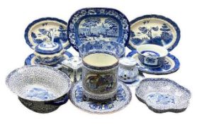 WILLIAM ADAMS CHINESE PATTERN PORCELAIN - 4 pieces including planter and a quantity of other