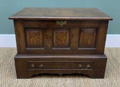 MODERN 18TH CENTURY STYLE WELSH JOINED OAK COFFER BACH, moulded removable lid, paneled sides, drawer