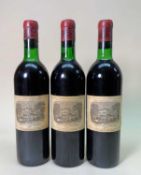 CHÂTEAU LAFITE ROTHSCHILD 1970 PAUILLAC 3 x 75clThree bottles of 1970 Château Lafite Rothschild