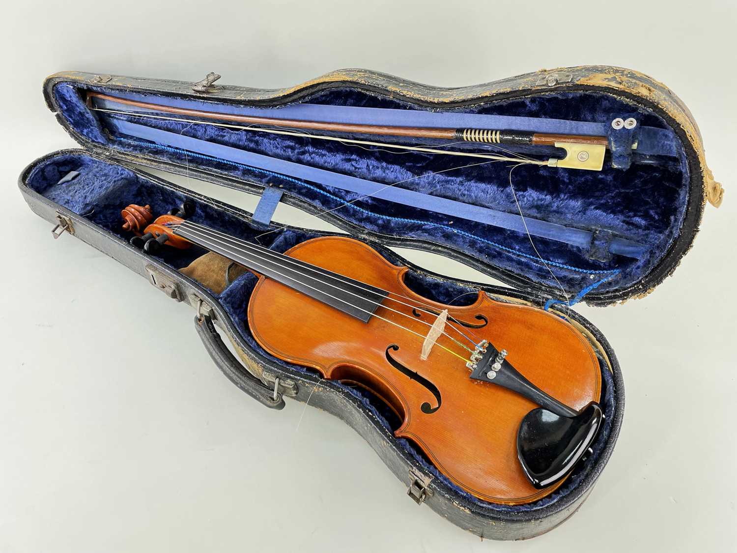 ENGLISH VIOLIN, labelled 'Thomas Richer Francis, Mendlesham, Suffolk, 1880 - No.9', two-piece - Image 5 of 5