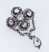 GEORGIAN SILVER & PASTE BROOCH, set with large and small simulated diamonds in a cruciform frame,
