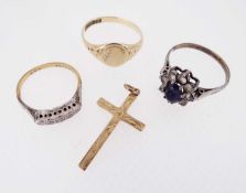 GOLD JEWELLERY comprising 9ct gold signet ring, 9ct gold cross pendant, 18ct gold and platinum