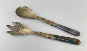 PAIR VICTORIAN SILVER GILT SERVERS, Crockford & Hickson, Sheffield 1886, with hardstone handles