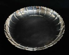 MODERN IRISH SILVER STRAWBERRY DISH, The Royal Irish Ltd, Dublin 1972, 25cms diam., 21ozt